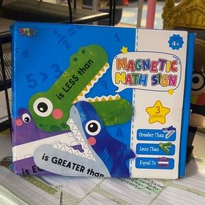 Magnetic Math Sign Set